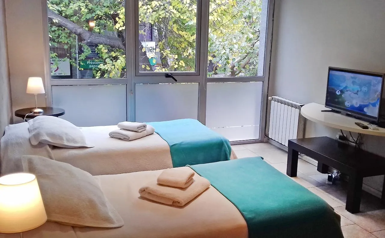 Mendoza Suites 0*,